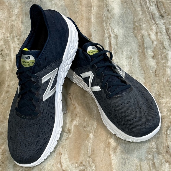 Men’s NEW BALANCE Fresh Foam Beacon 2 v2 running shoes- Size 14. - Picture 5 of 12